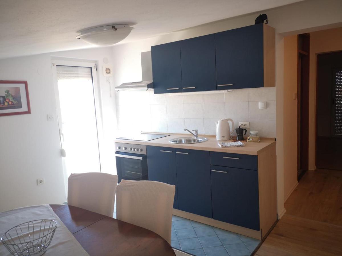 Apartments Tara Ražanac Eksteriør bilde